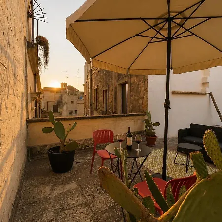 Corte Barliera - Terrace In The Old Town