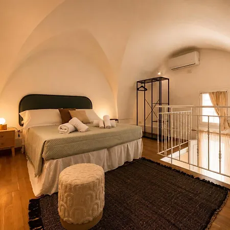 Corte Barliera - Terrace In The Old Town Apartament *